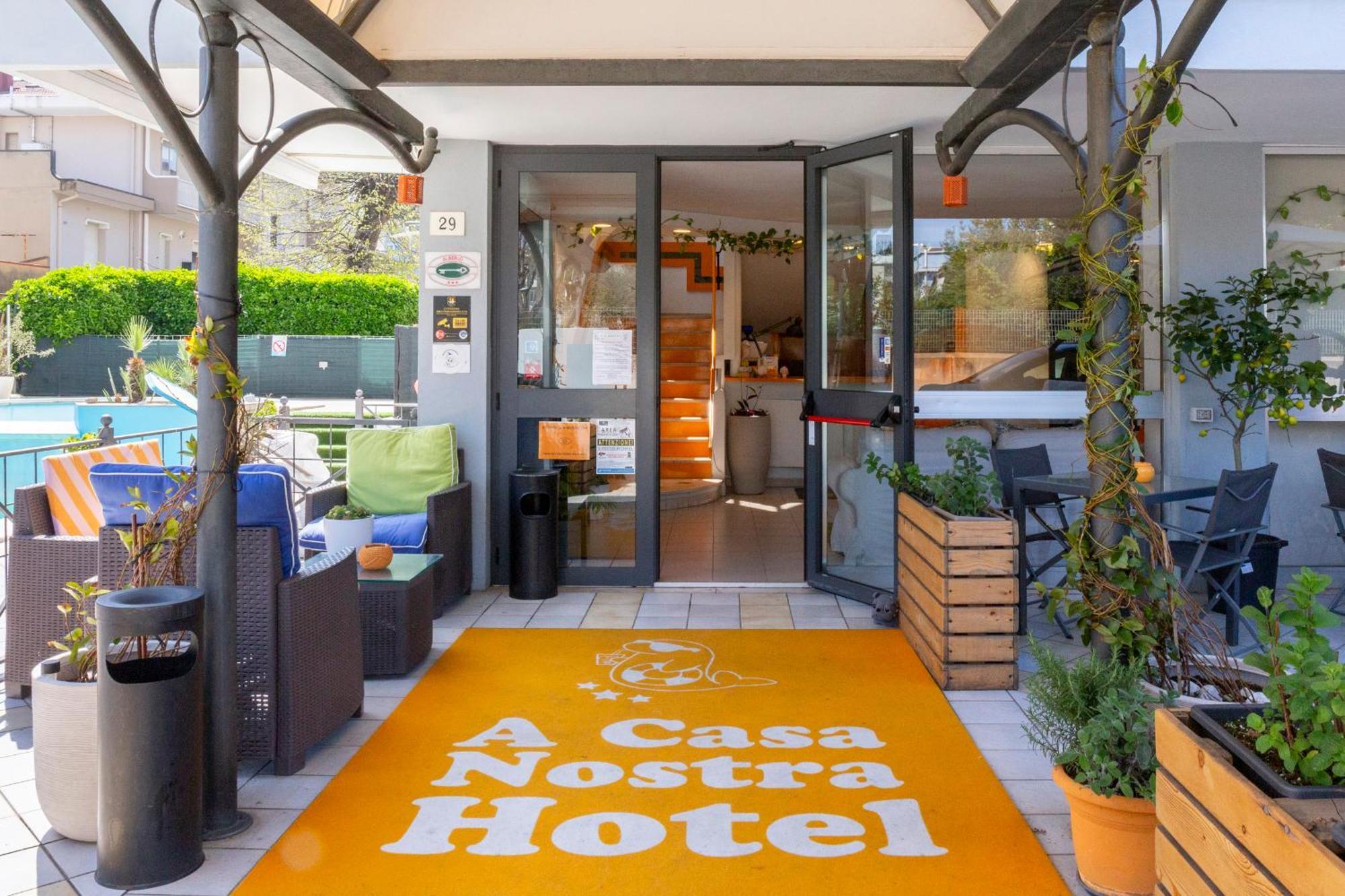 Hotel A Casa Nostra Rimini Esterno foto