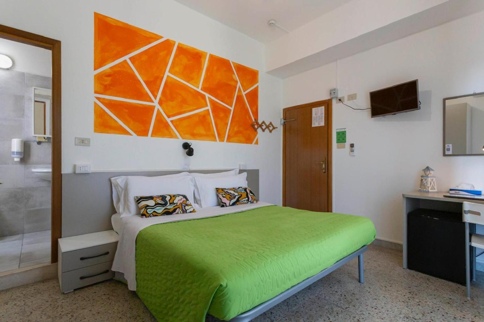 Hotel A Casa Nostra Rimini Esterno foto